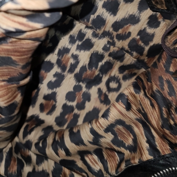 Auth.  Dolce & Gabbana bag - Picture 7 of 13